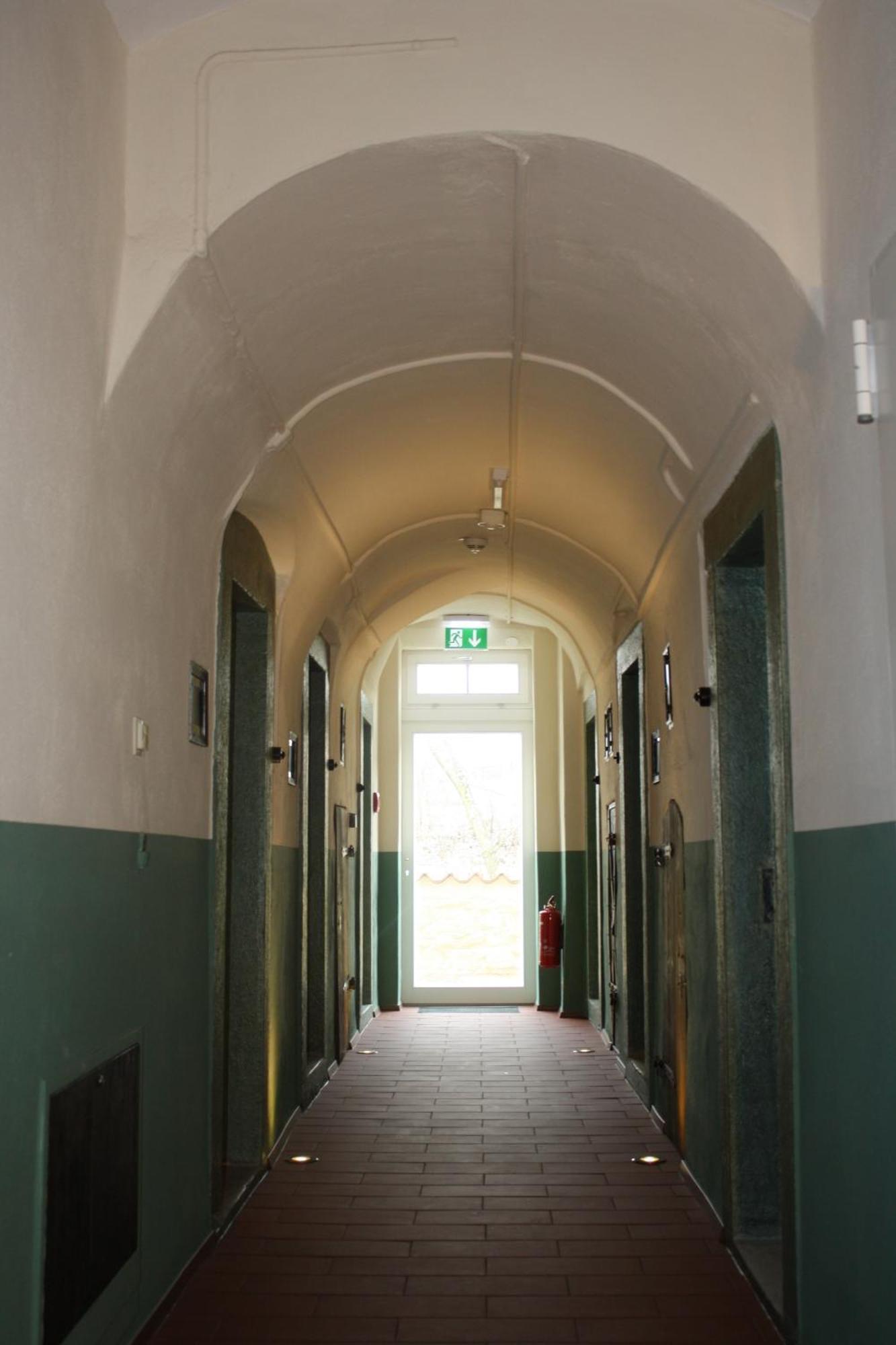 Knast-Hotel Fronfeste Amberg Buitenkant foto