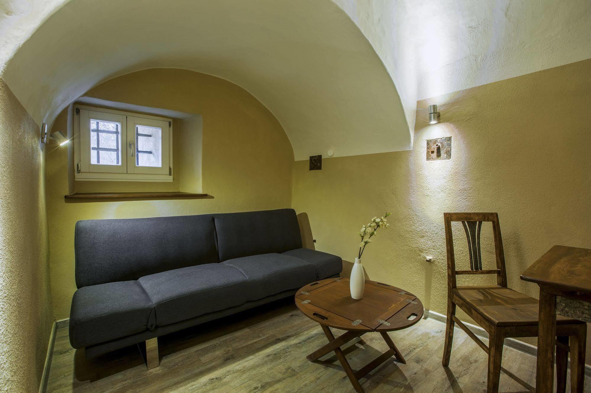 Knast-Hotel Fronfeste Amberg Buitenkant foto
