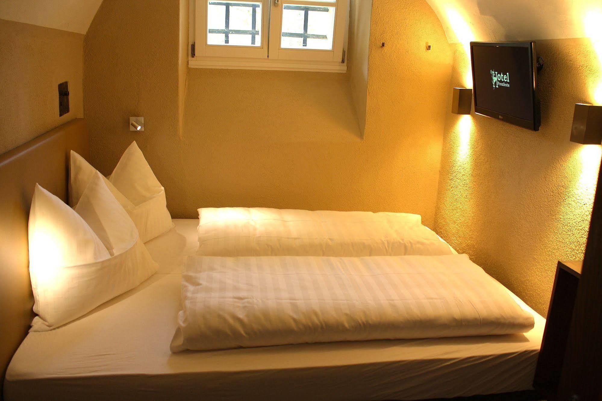Knast-Hotel Fronfeste Amberg Buitenkant foto